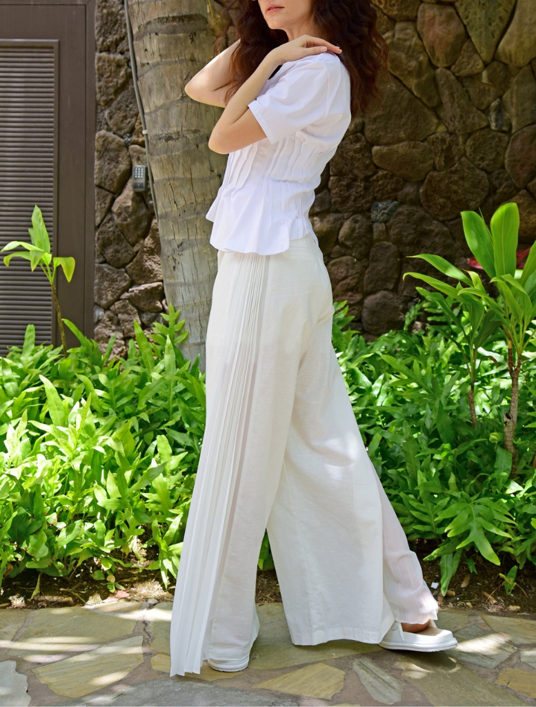 Pleated Dreams Pants - White