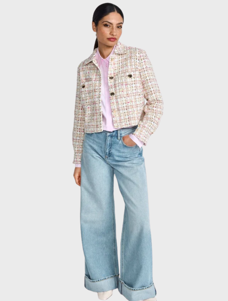 Short Bouclé Blazer with Gold-Colored Buttons - Pearl White