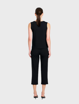Black 3/4 pants featured, emphasizing a comfortable fit and trendy design, suitable for everyday wear or casual outings.