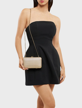 Jen Mesh Clutch - Gold