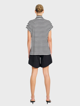 Curve Shorts - Black