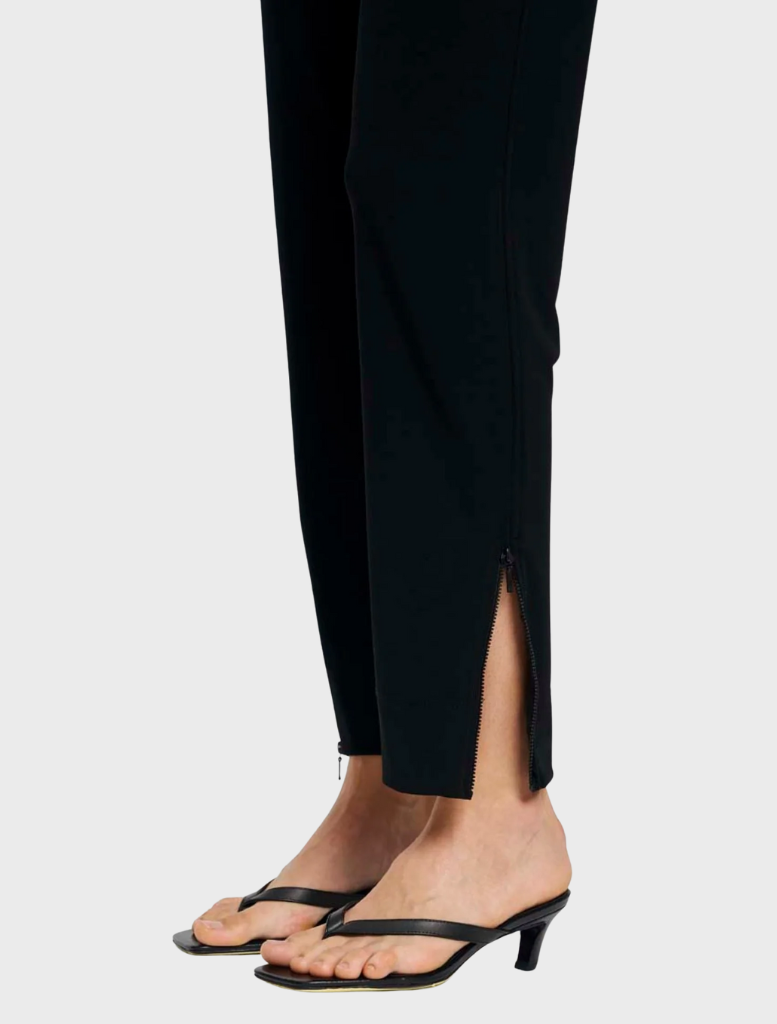 Powder Knit Flex Pant - True Navy
