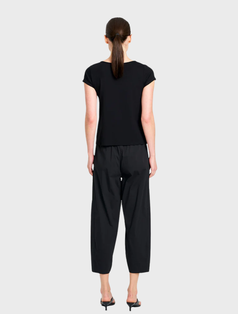 Black Cafe T featuring a minimalist design, short sleeves, and a round neckline, suitable for casual outings.
