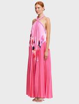 Fixby Maxi Dress with a beautiful floral design, perfect for summer occasions, offering comfort and style.