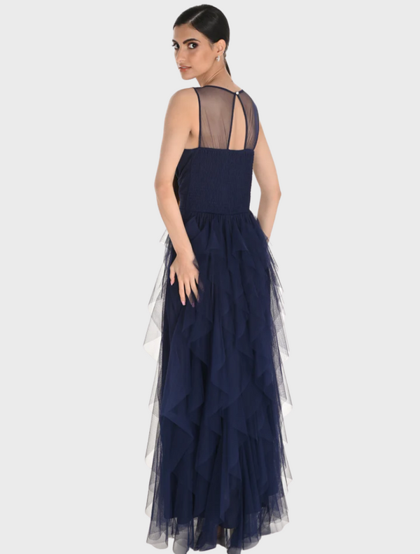 Elegant navy dress made of tulle with a stylish v-neckline, perfect for formal occasions.
