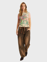 Knit T-shirt with a hand-drawn flower, concealed tiger, and pink striped sleeves, designed for comfort and breathability.