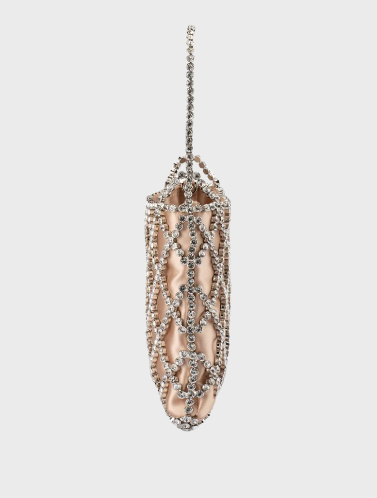 Sleek metallic fabric bag equipped with a chain strap, ideal for a modern and sophisticated look.