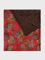 Cozy Laurel Canyon blanket featuring a delicate Ryuu flower design in soft, inviting colors. Perfect for warmth and style.
