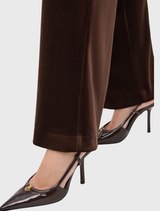 Mid-rise mahogany wide-leg trousers by Joseph Ribkoff, featuring pockets and a belted waist for a sophisticated, professional look.