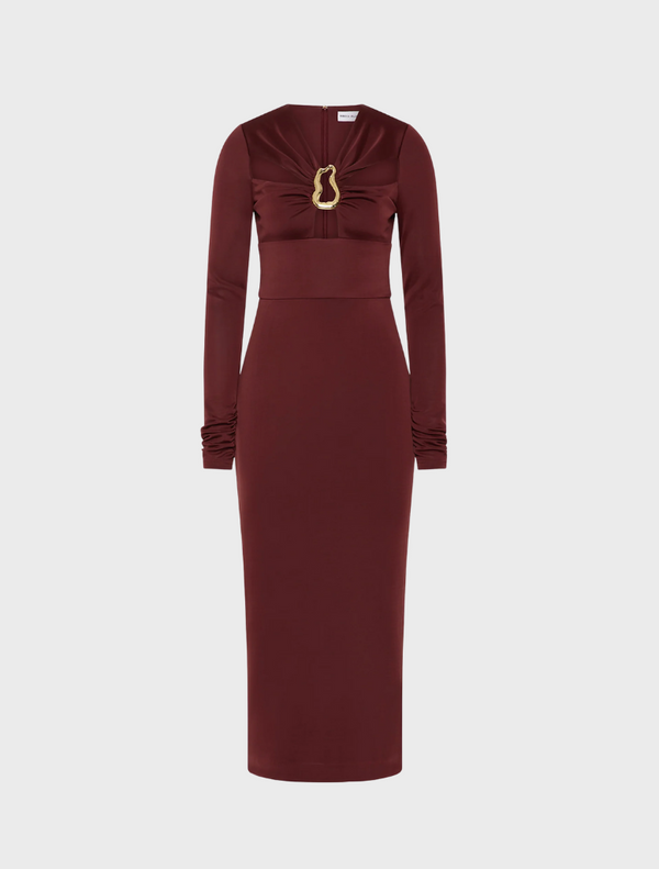Burgundy long-sleeve dress made of stretchy fabric, featuring a stylish gold chain accent.