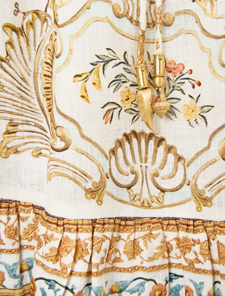 Elegant short v-neck dress with detailed embroidery, reflecting the artistic style of the Ottoman Dynasty.