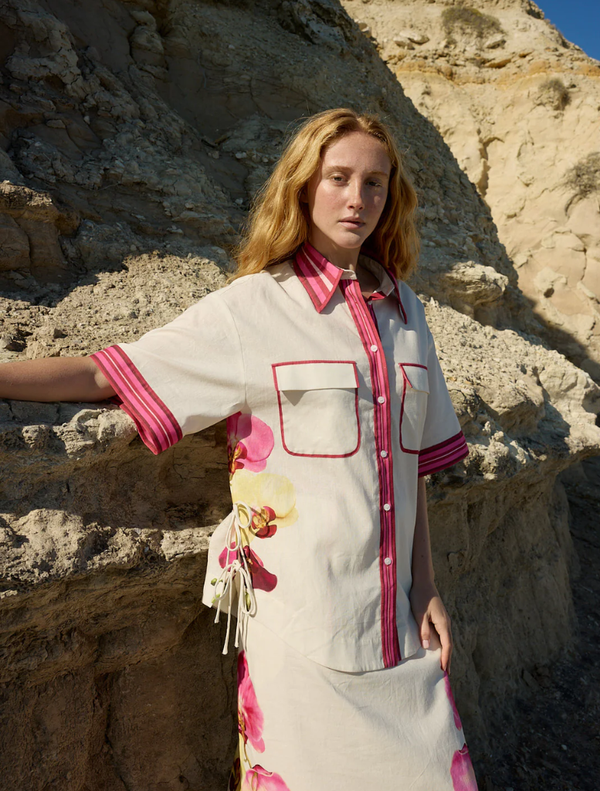 Remy shirt featuring an antique phalaenopsis floral pattern in soft colors, ideal for casual or semi-formal wear.
