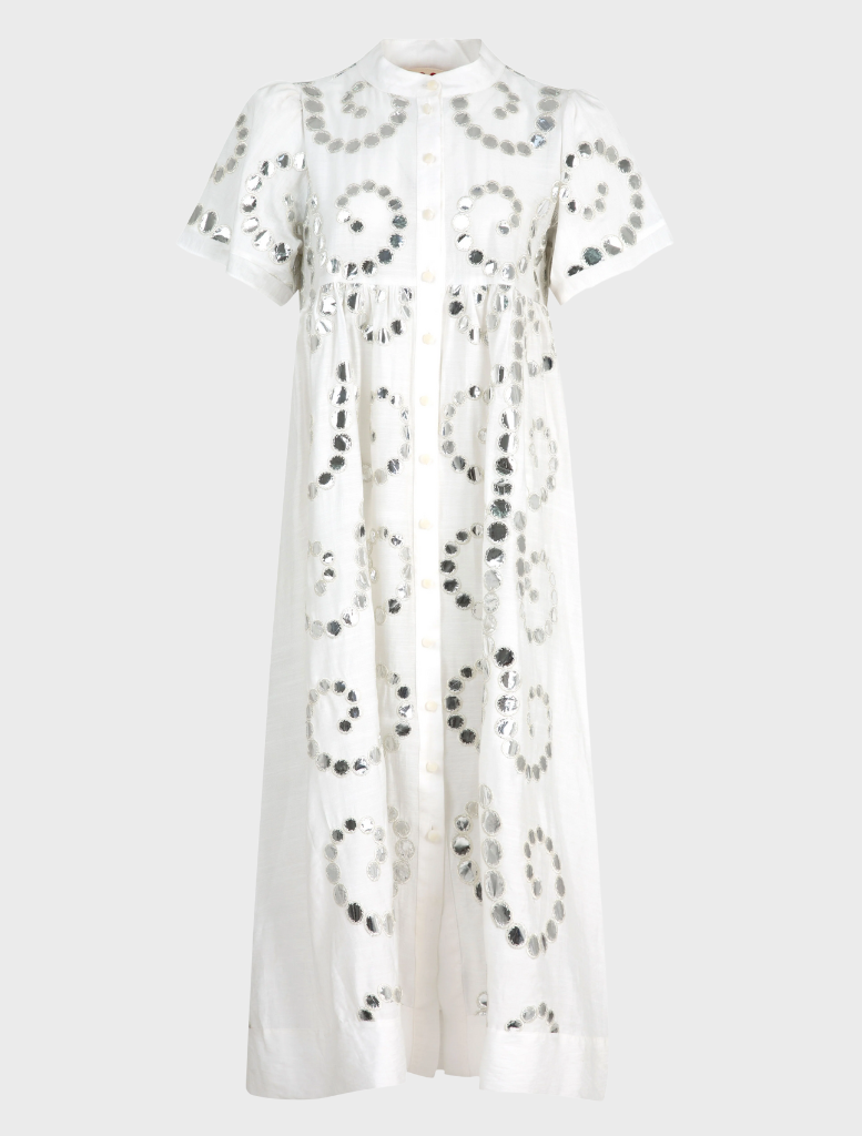 A fashionable white dress 