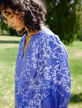 Beautiful royal antique dress with ornate detailing and a graceful fit, suitable for elegant gatherings.