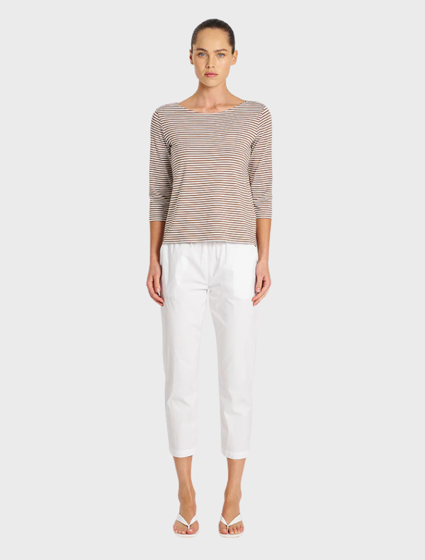 Casual relaxed boat neck shirt in saddle and white, designed for comfort and easy wear.