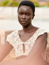 Long black and white dress in viscose georgette with ecru lace bib, featuring a soft, lightweight cut for comfort.