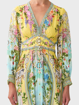 Elegant button dress with a shaped waistband, reflecting the rich history of the Tales of Topkapi Palace.