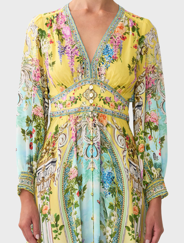 Elegant button dress with a shaped waistband, reflecting the rich history of the Tales of Topkapi Palace.