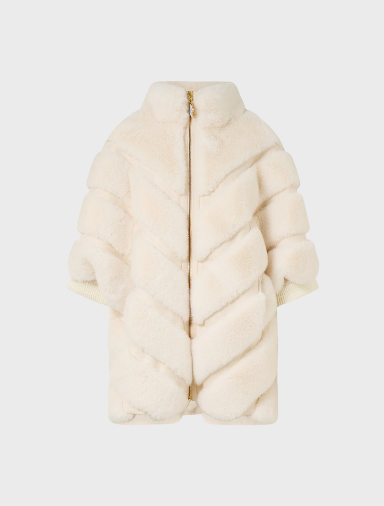 Faux fur slouch jacket with short sleeves, highlighted by a fashionable tiled design, perfect for a casual outfit.