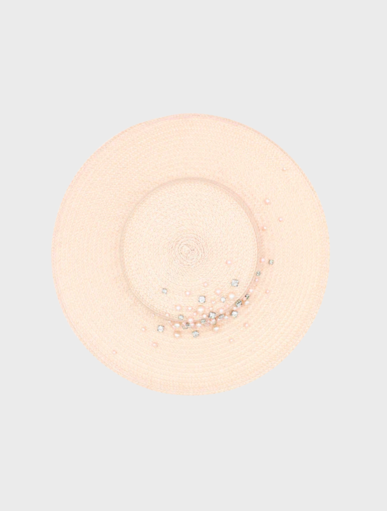 Celia Racewear pink plate hat, a fashionable accessory for race day, blending elegance with modern style.