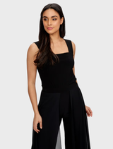 Black woven pants featured on a mannequin, emphasizing their contemporary style and versatile wearability.